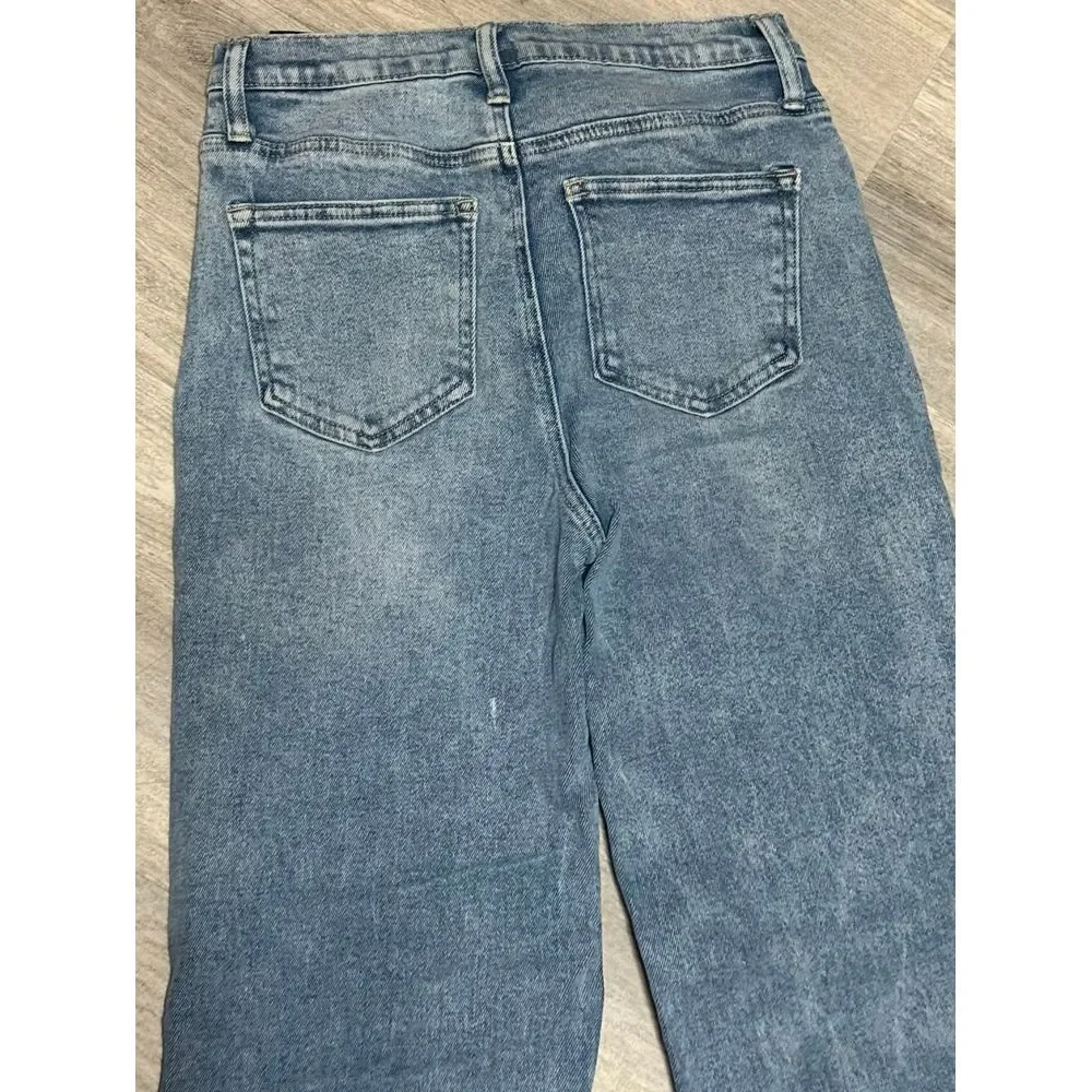 Fashion Nova mom Jean size‎ 3